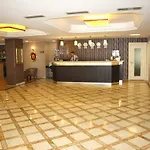 Grand Ant Szálloda 3*