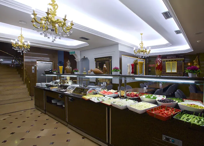 Grand Ant Отель 3*