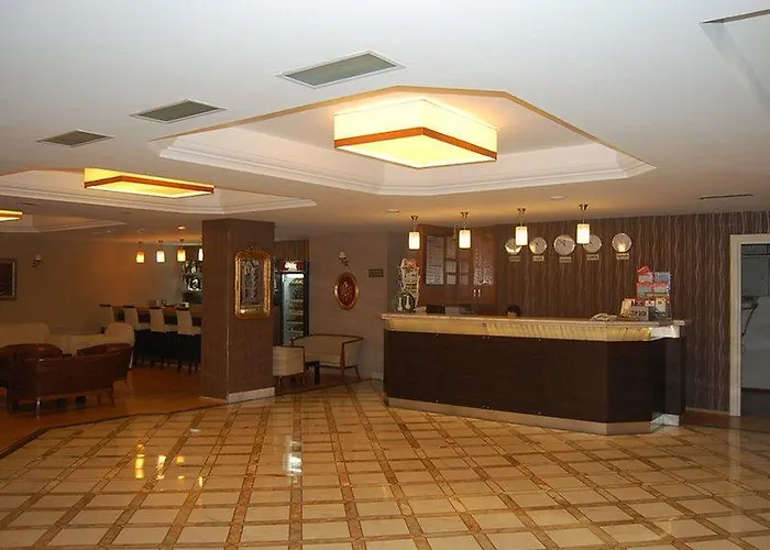 Отель Grand Ant 3*