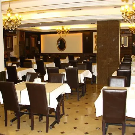 Hotel Grand Ant 3*
